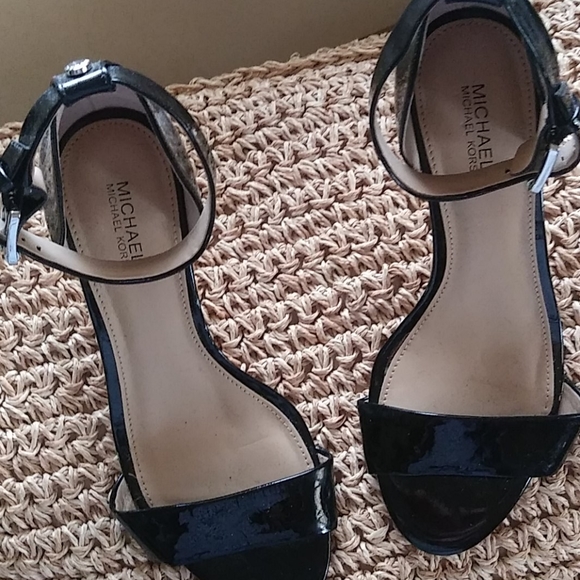 Michael lots shoes - Picture 1 of 2